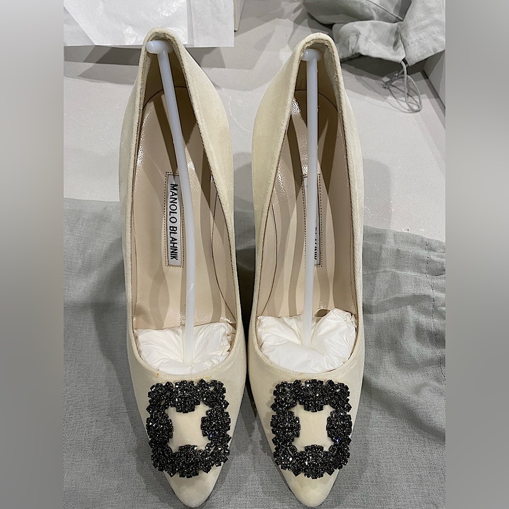 Manolo Blanhik Hangisi 105 Velvet